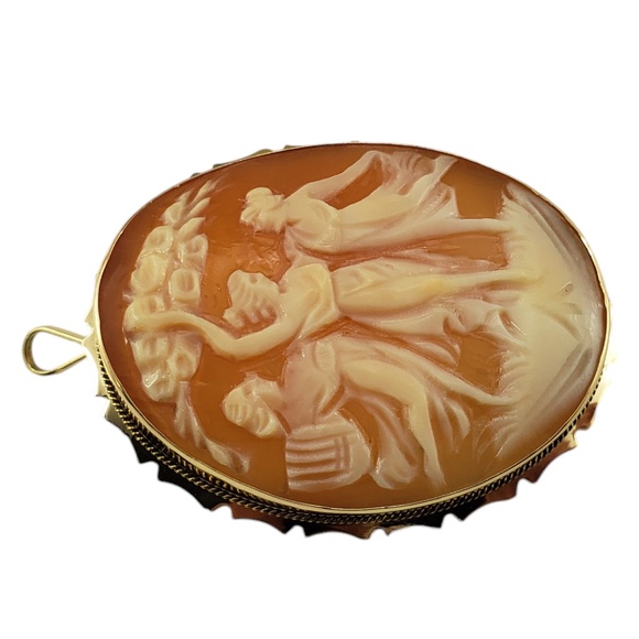 18 Karat Yellow Gold 3 Women Cameo Brooch/Pendant #18797 - Picture 3 of 6
